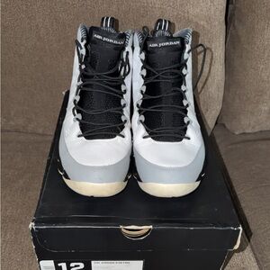 Air Jordan 9 Retro Barons Size 12 White/Black-Wolf Grey